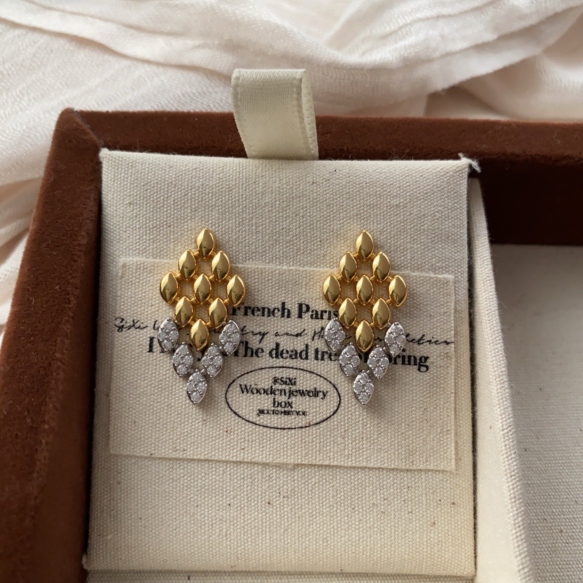 轻奢重工镶钻菱形拼接耳钉女独特设计感时尚优雅气质感耳环女