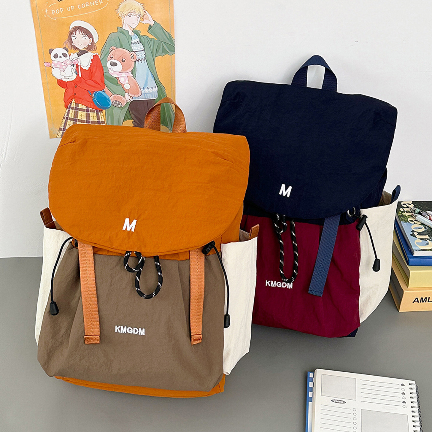 休闲简约女双肩包大容量户外旅行背包学生通勤书包轻便防水尼龙包