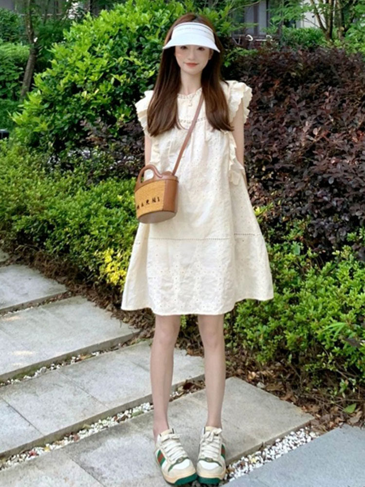 GROVE FOREVER 디자인 작은 나팔 소매 작은  인형 드레스 루즈한 드레스 여성을 위한 새로운 여름 스타일