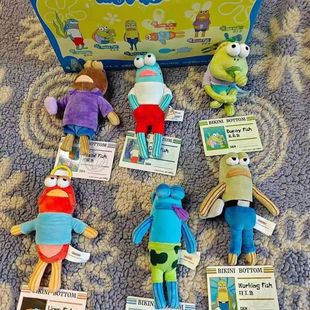 比奇堡的居民盲盒搞怪毛绒玩偶路人鱼躺平鱼小挂件玩具包包挂饰