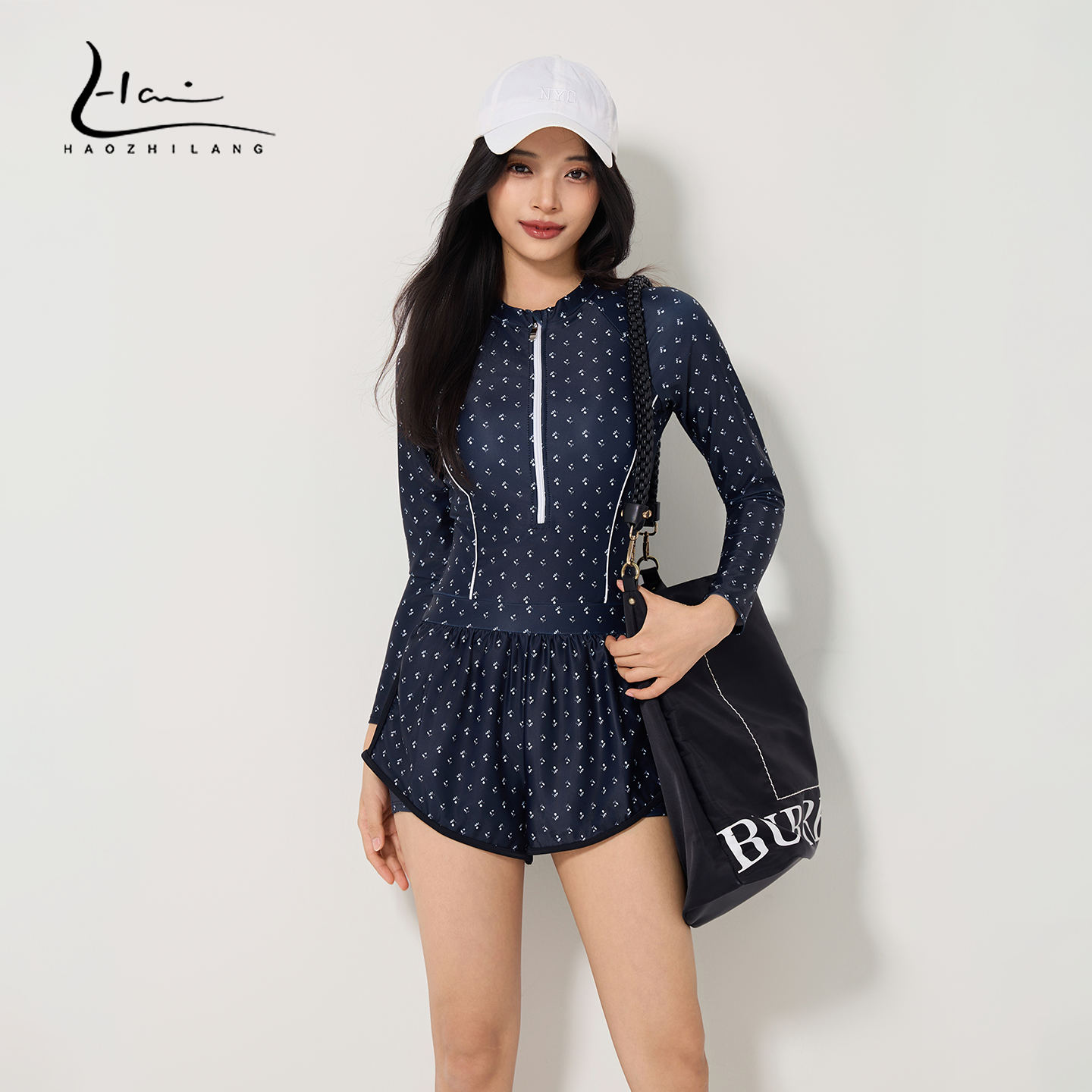 连体泳衣女温泉新款高级感显瘦游泳馆专用长袖防晒保守潜浮游泳装