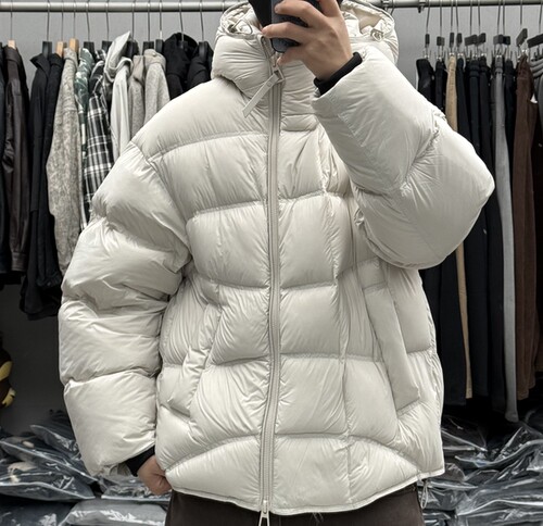 300g高充绒泡芙连帽羽绒服男冬季高蓬松御寒90白鸭绒情侣外套5868