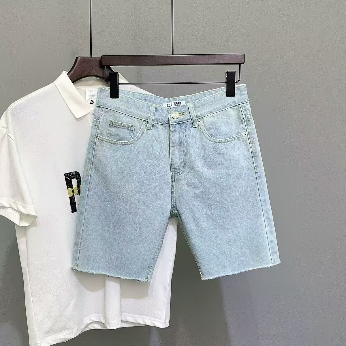 2025夏季新款潮牌短裤男浅蓝色毛边牛仔裤宽松时尚百搭五分裤水洗,男装,短裤,淘宝优惠券,粉丝福利购,淘宝优惠卷