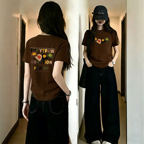 美拉德咖啡色正肩圆领短袖T恤女