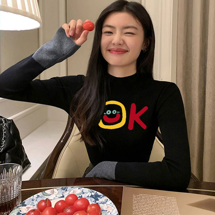 针织打底衫女秋冬修身半高领独特