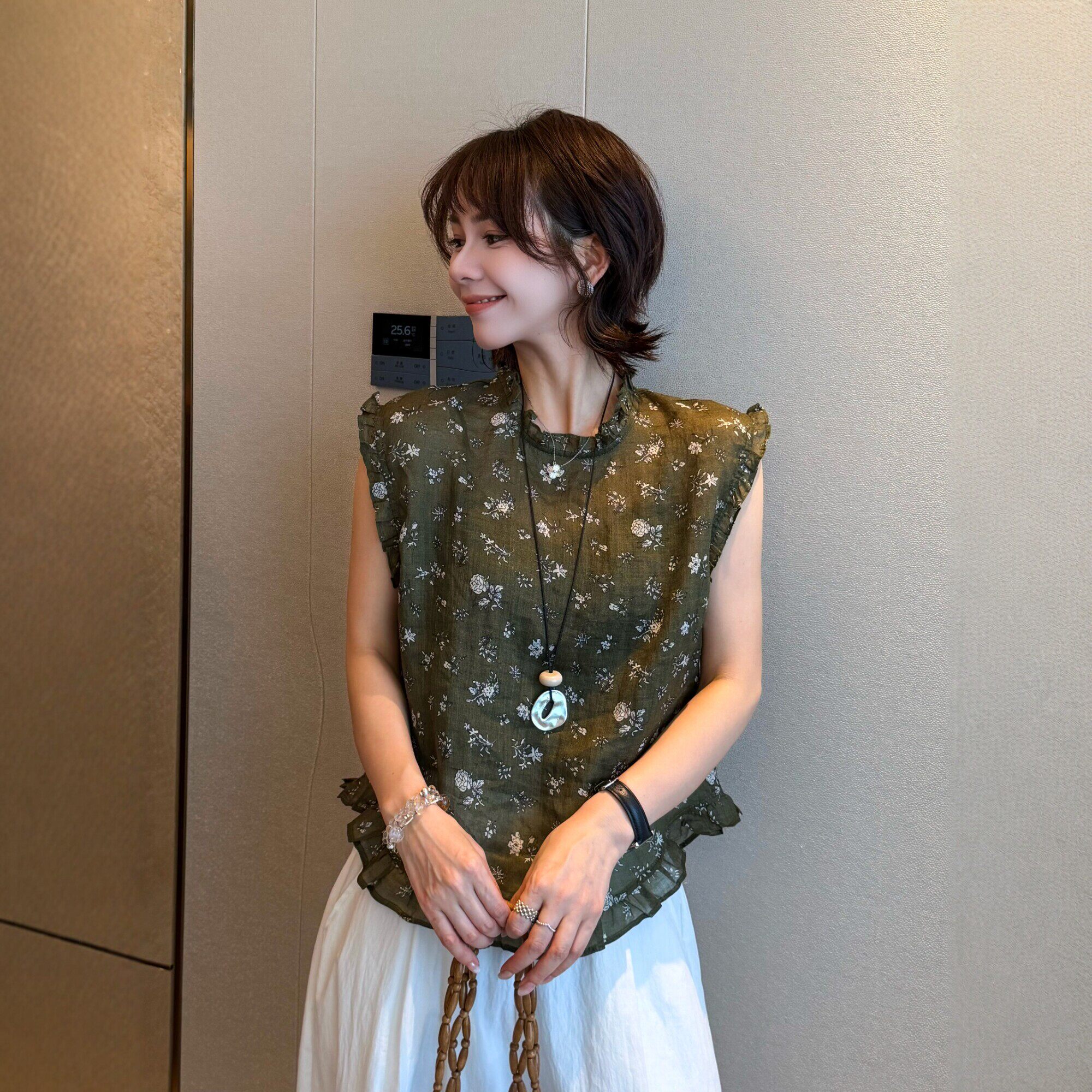 木耳边飞飞袖碎花衬衫女欧洲站2026夏季新款欧货女装无袖娃娃衫潮