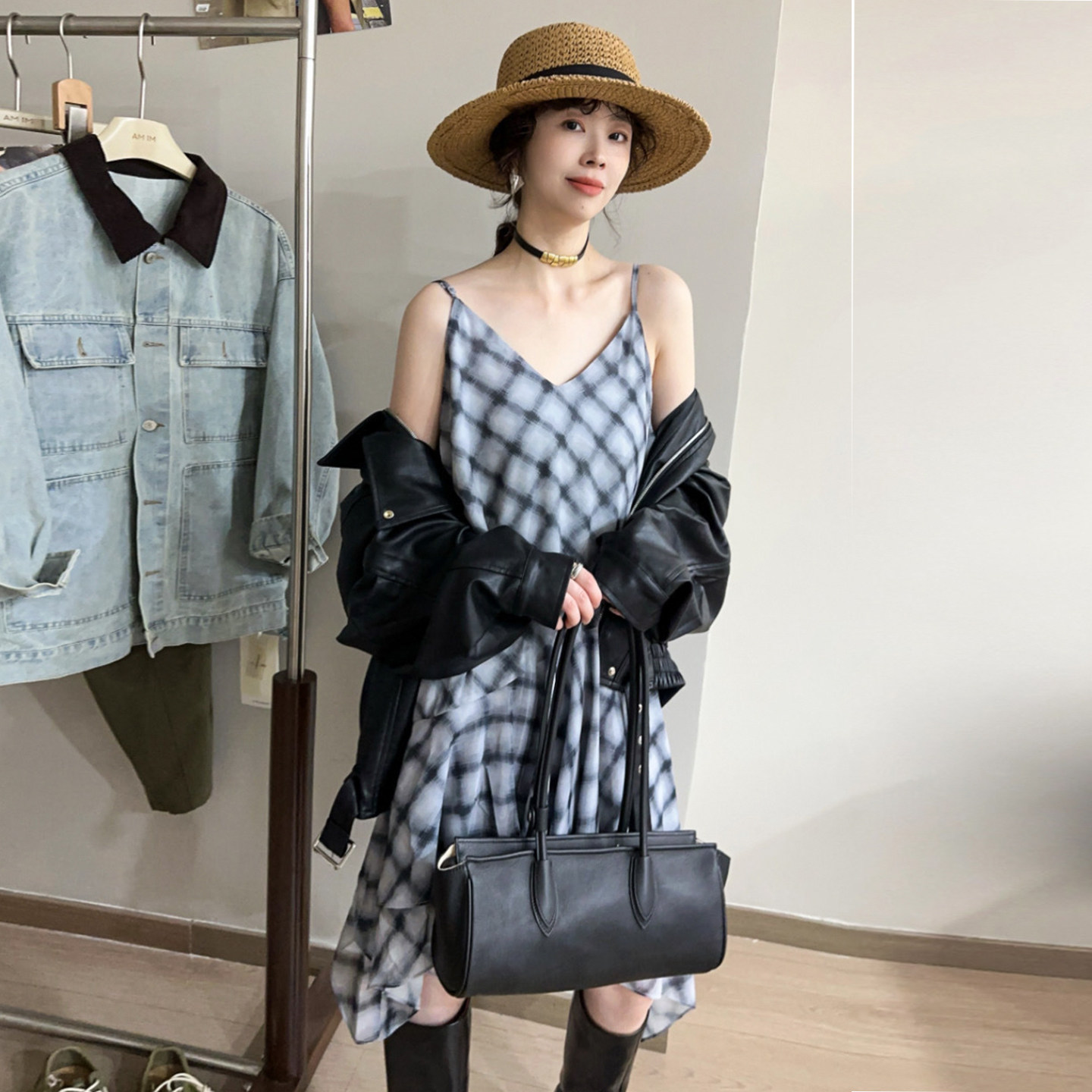 菱形格A字吊带连衣裙女欧洲站2026春装新款欧货女装打底背心裙潮