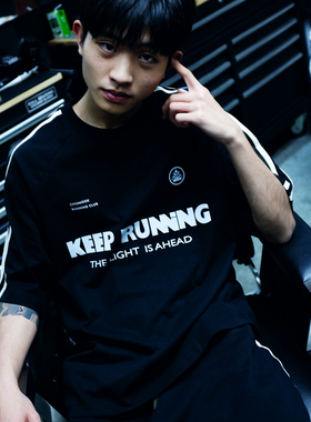 CHIUMOOK KEEP RUNNING 肩袖杠插复古支宽松休闲圆领短袖潮流