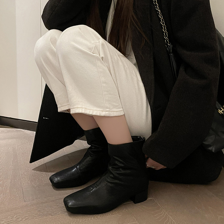 法式真皮粗跟短靴女秋冬新款