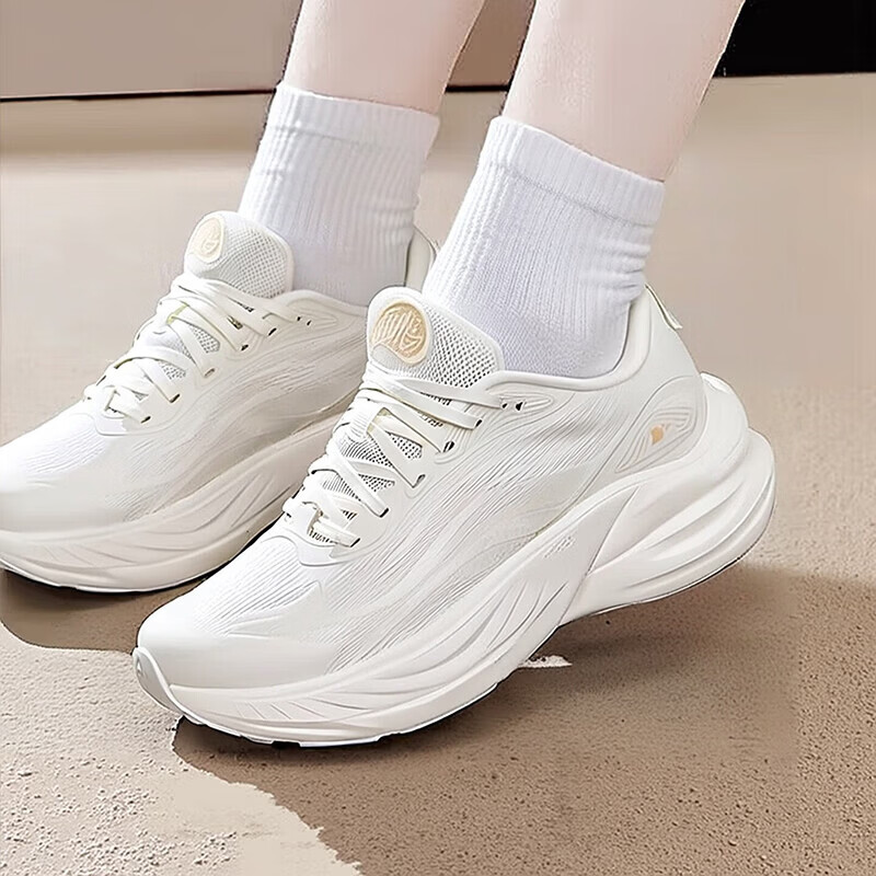 Adidas/阿迪达斯女鞋跑步鞋 26夏季新款百搭休闲鞋防滑耐磨运动鞋