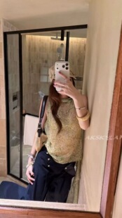 AKskylan韩系设计感飘带无袖背心上衣女夏季高级感气质显瘦小衫
