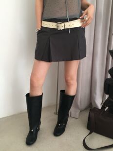 WAITMORE2026春夏新款 高级感百褶半身裙女显瘦百搭仿走光时髦短裙