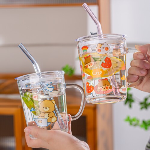 ins可爱小熊卡通玻璃杯带盖吸管杯盖勺耐热牛奶杯带把手水杯家用