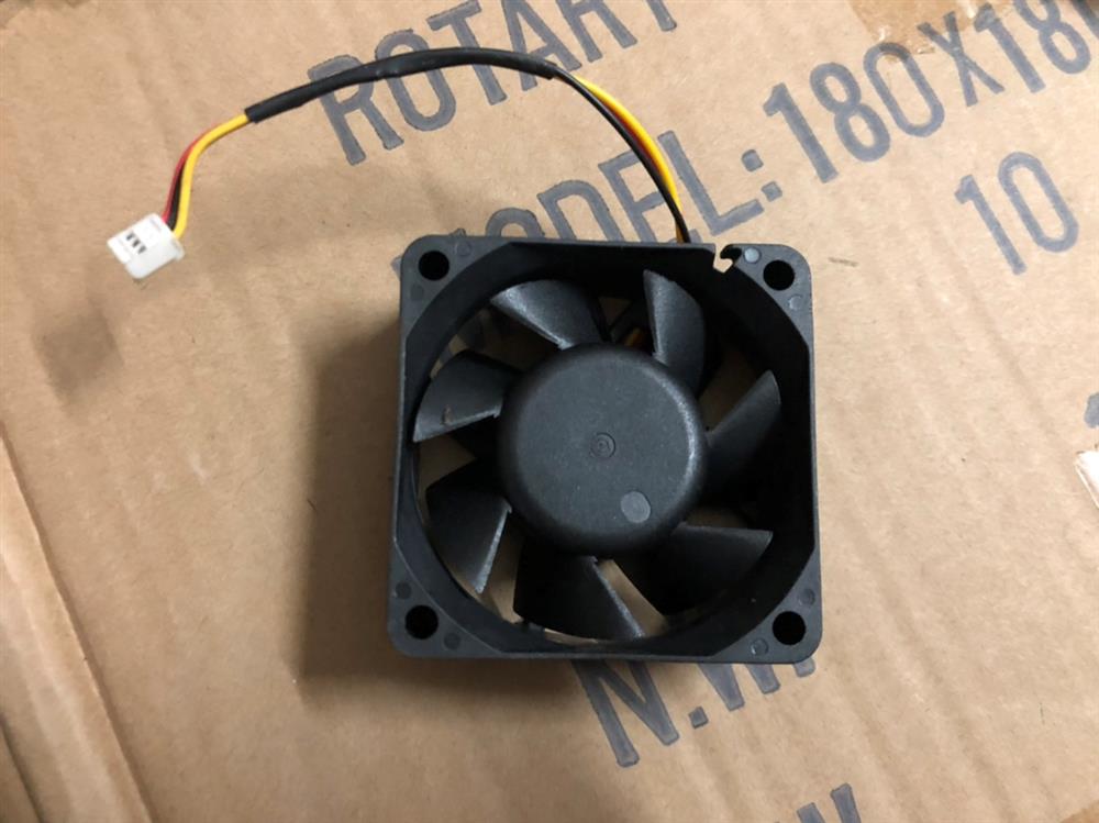 D3G146-AH50-16 -11 D3G146-AA05-05 D3G133-AB06-10德国进口风扇