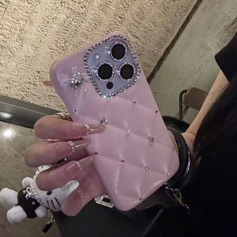 适用苹果16promax手机壳新款菱格皮纹水钻iPhone15promax保护套奢华高级感14promax网红女款13防摔壳小香风潮