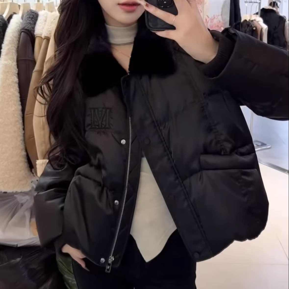 2025冬高级进口水貂毛领皮草羽绒服女白鹅绒宽松休闲短外套欧货