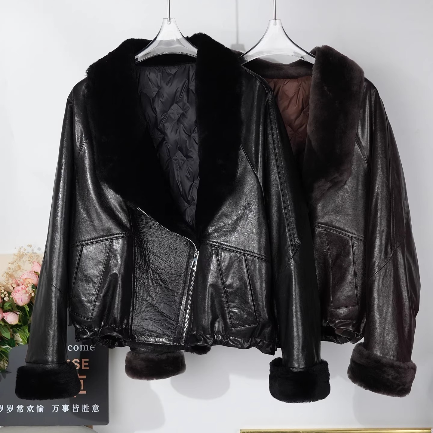 2025冬季高级皮毛一体羽绒服