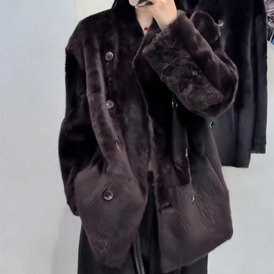 2025冬高级V领双排扣真皮毛一体大衣女中长款拉贡整皮草毛毛外套