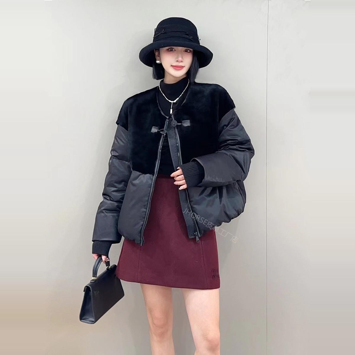 羊羔毛皮毛一体拼接鹅绒皮草羽绒服外套女2024冬真皮真毛轻奢短款