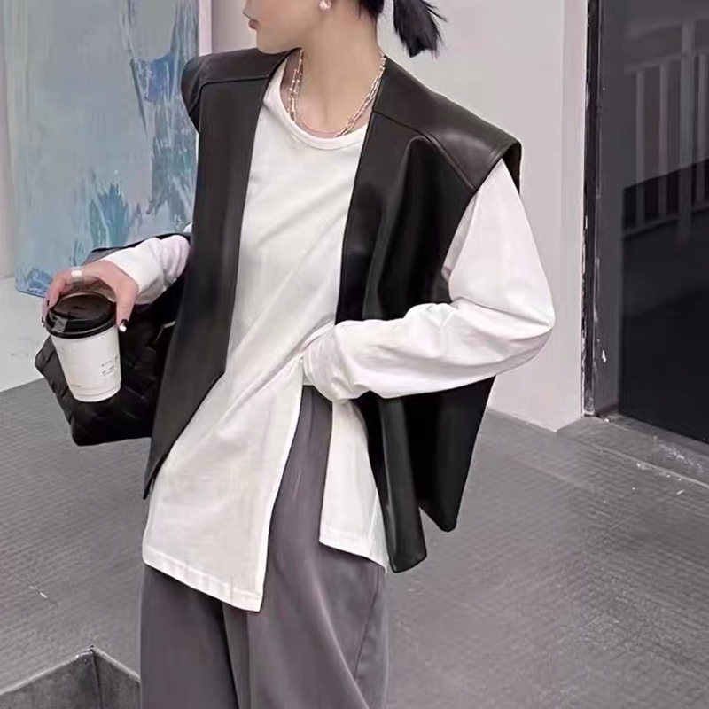 百搭短款V领绵羊皮马甲