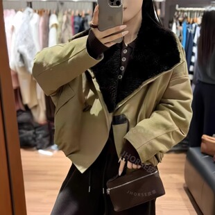 2025冬季高级皮毛一体毛领羽绒服女士白鹅绒夹克面包服休闲短外套