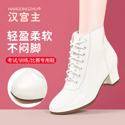 早春短靴女2026新款鳄鱼纹时尚高帮软底中跟外穿广场舞交谊舞蹈鞋