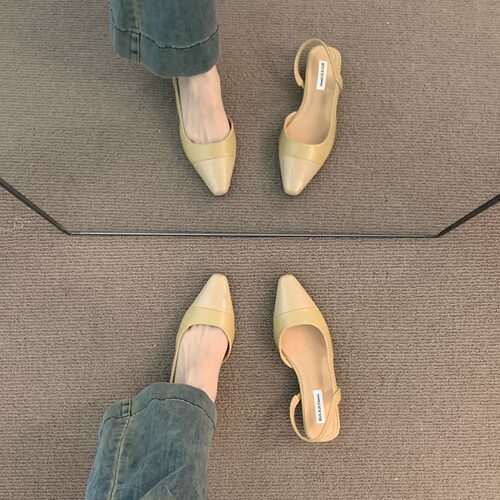 尖头小香风气质粗跟后空单鞋女