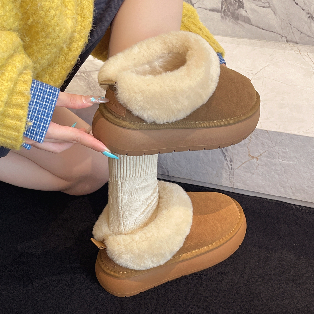 皮毛一体厚底低帮雪地靴