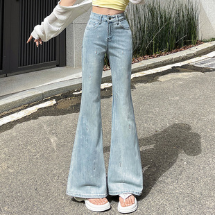 浅蓝色烫钻喇叭牛仔裤女夏秋薄款2025新款高腰修身显瘦微喇裤女款