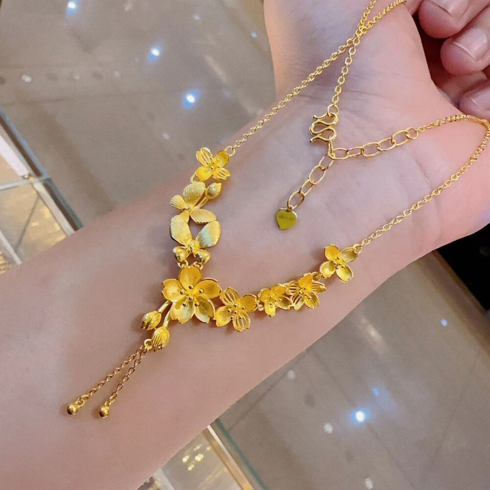 新款黄金色轻奢蝴蝶花流苏项链婚