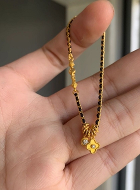 黄金色四叶草手链小红书同款博主