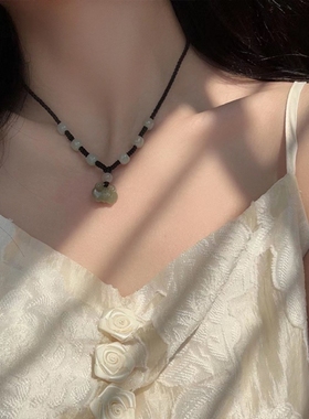 甜美小福云仿和田玉吊坠项链手工