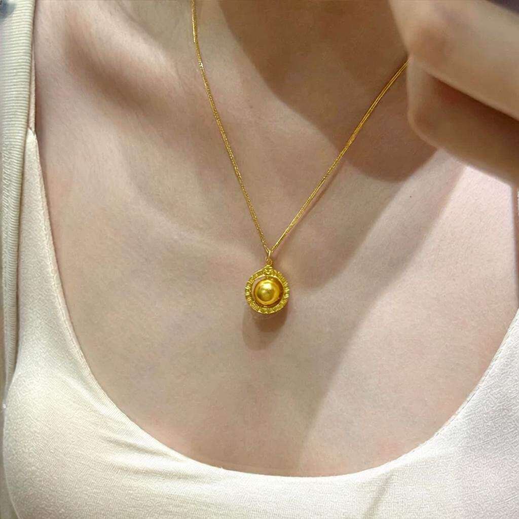 新款吸米星吊坠项链女款时尚古法旋转地球仪设计时来运转锁骨链
