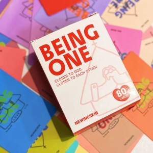 新皮袋原创设计BEING+ONE 恋爱情侣夫妻游戏卡牌婚姻桌游聚会破冰