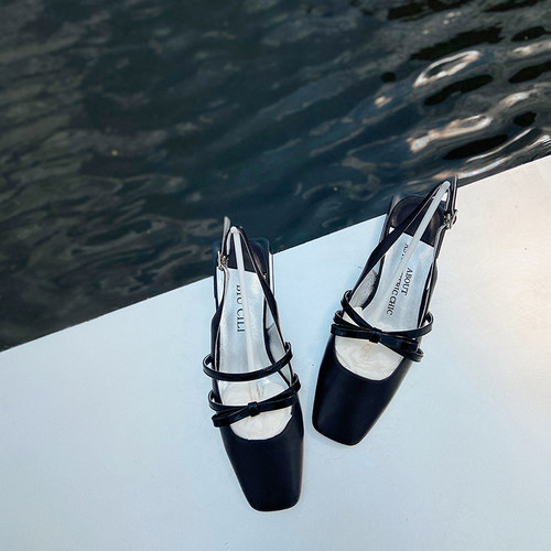 BIUCILI小众蝴蝶结后空凉鞋