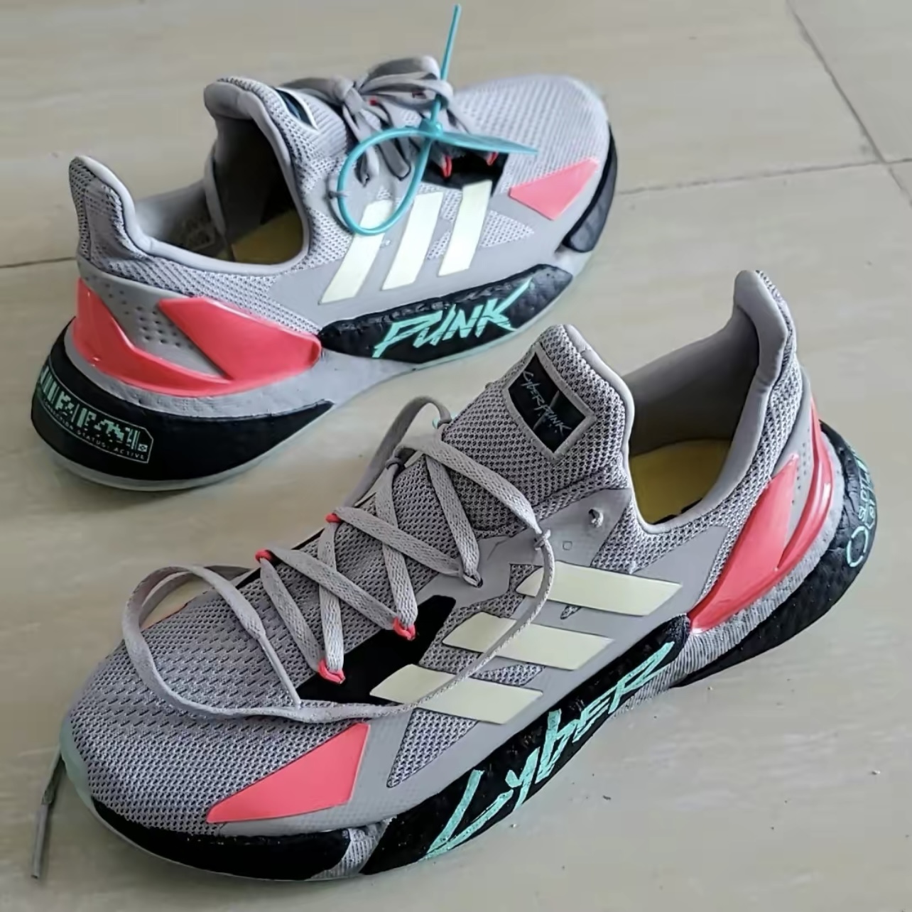 adidasx9000l4赛博朋克男子3