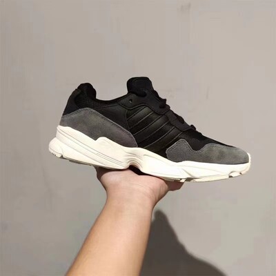 Adidas经典复古老爹鞋