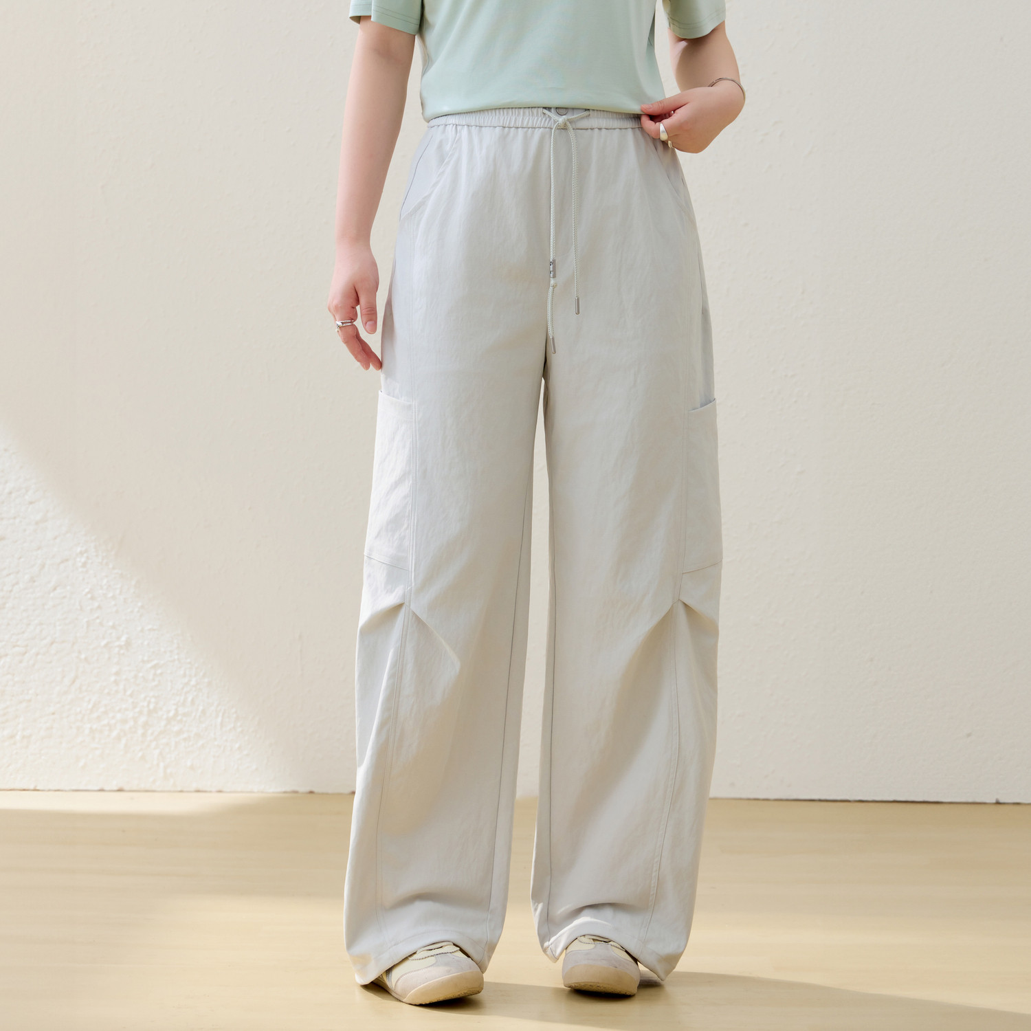 【休闲运动风裤子】纤莉秀大码女装柔软舒适休闲裤胖mm2026夏新款