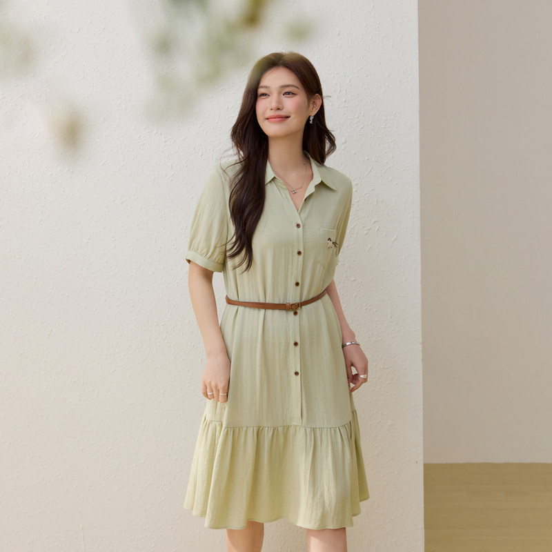【翻领显瘦连衣裙】纤莉秀大码女装轻薄透气裙子胖mm2026夏装新款