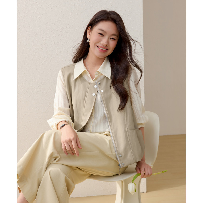 【PU皮叠穿马甲】纤莉秀大码女装时髦简约气质外套胖mm2026春新款