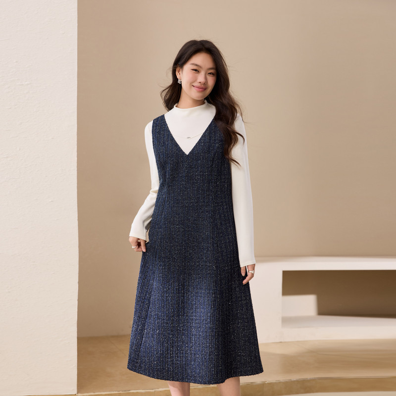 【V领无袖叠穿连衣裙】纤莉秀大码女装轻熟风背心裙胖mm冬装新款