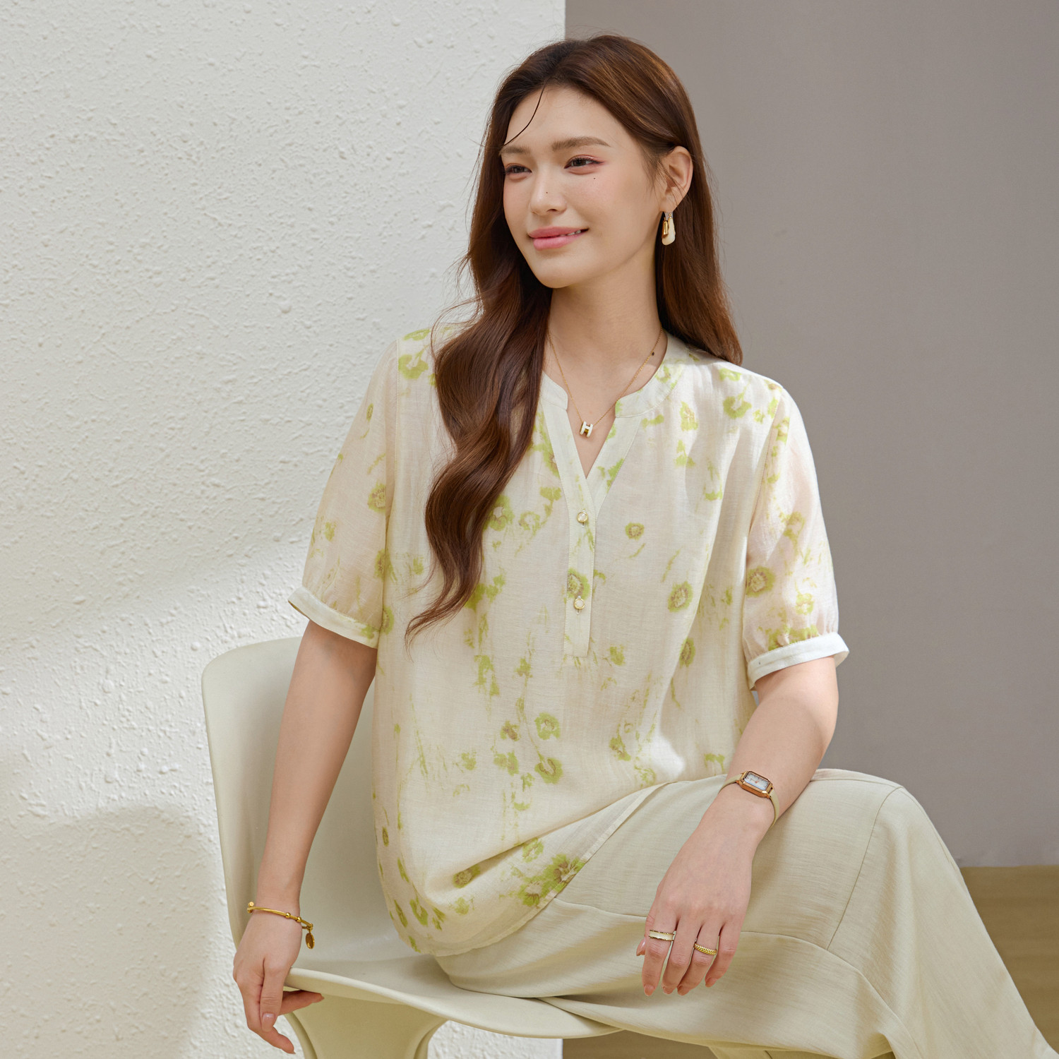 【碎花短袖衬衫】纤莉秀大码女装薄款宽松透气上衣胖mm2026夏新款