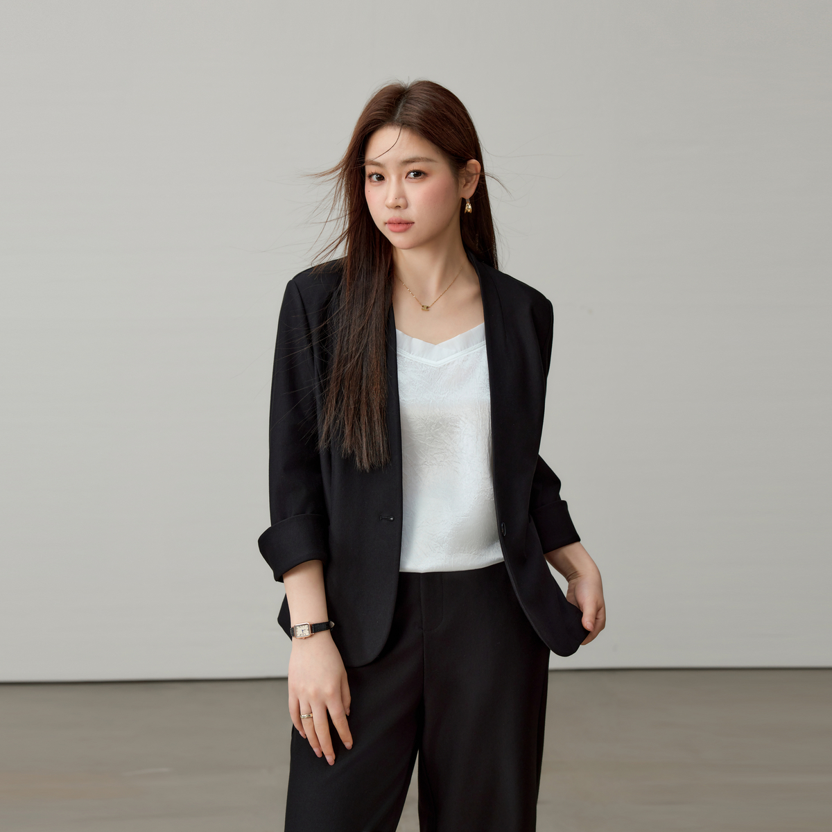 【时尚轻职风气质西装两件套装】纤莉秀大码女装胖mm2025夏装新款