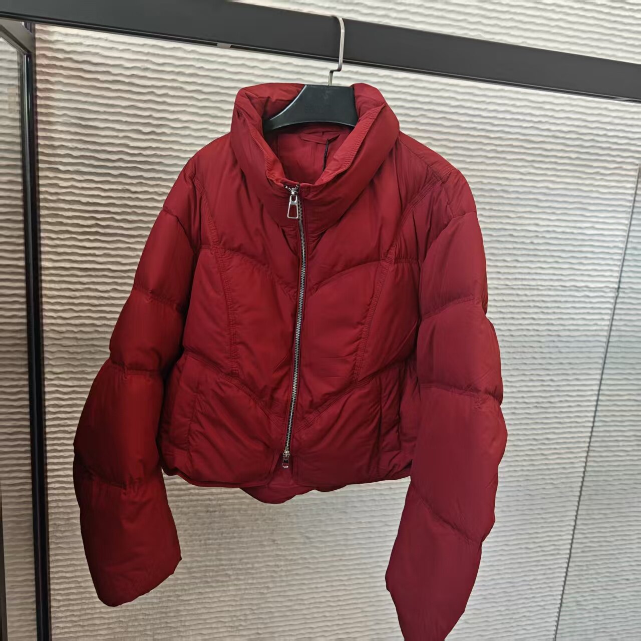 欧洲站2026秋冬红色立领休闲短款羽绒服女90绒面包服时尚保暖外套
