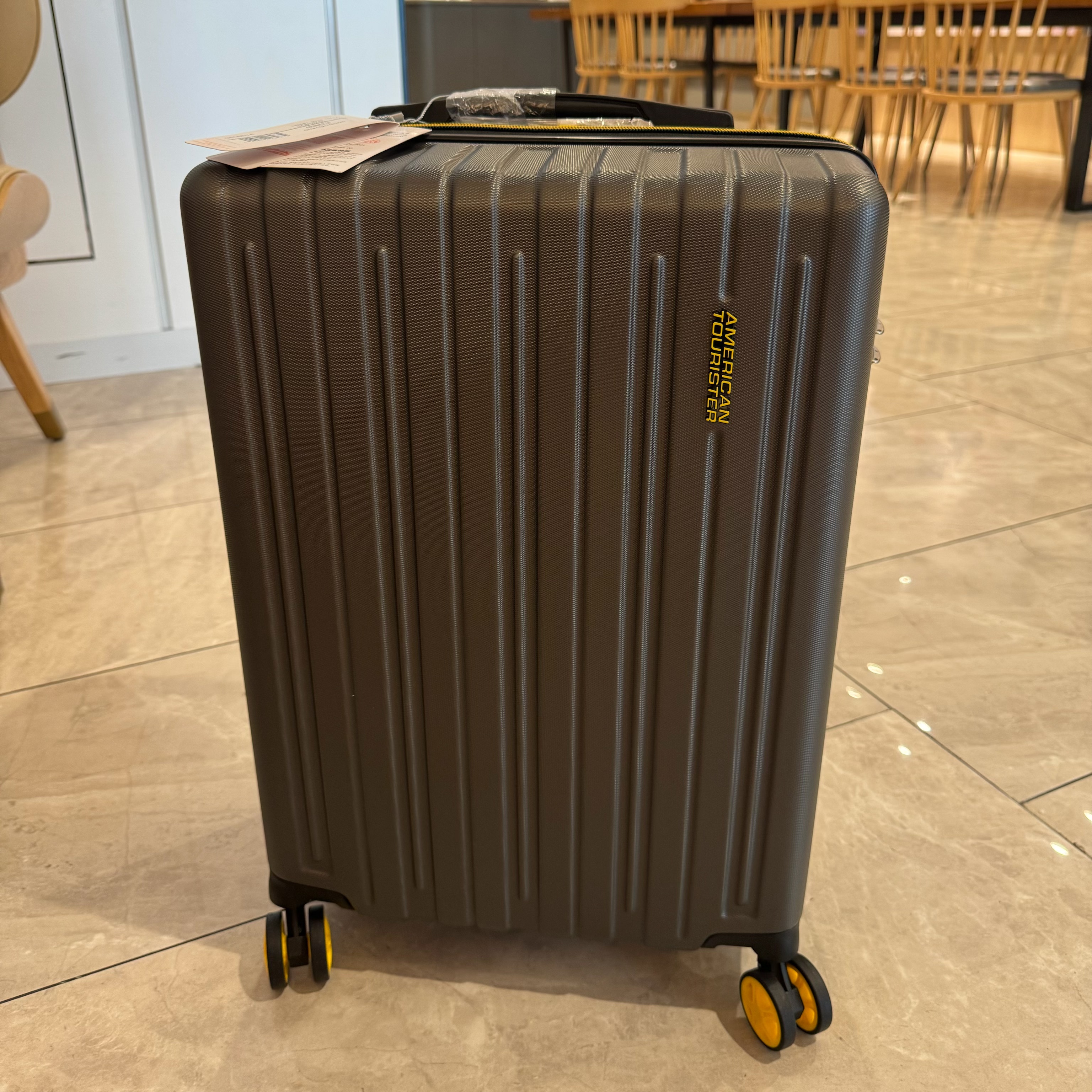 ￼￼美旅AT竖条纹20英寸TC8拉杆箱男行李箱女商务登机密码箱28101