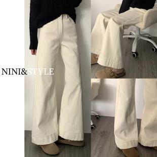 白色微喇牛仔裤女2025年新款秋季杏色宽松不贴腿高腰显瘦喇叭裤子