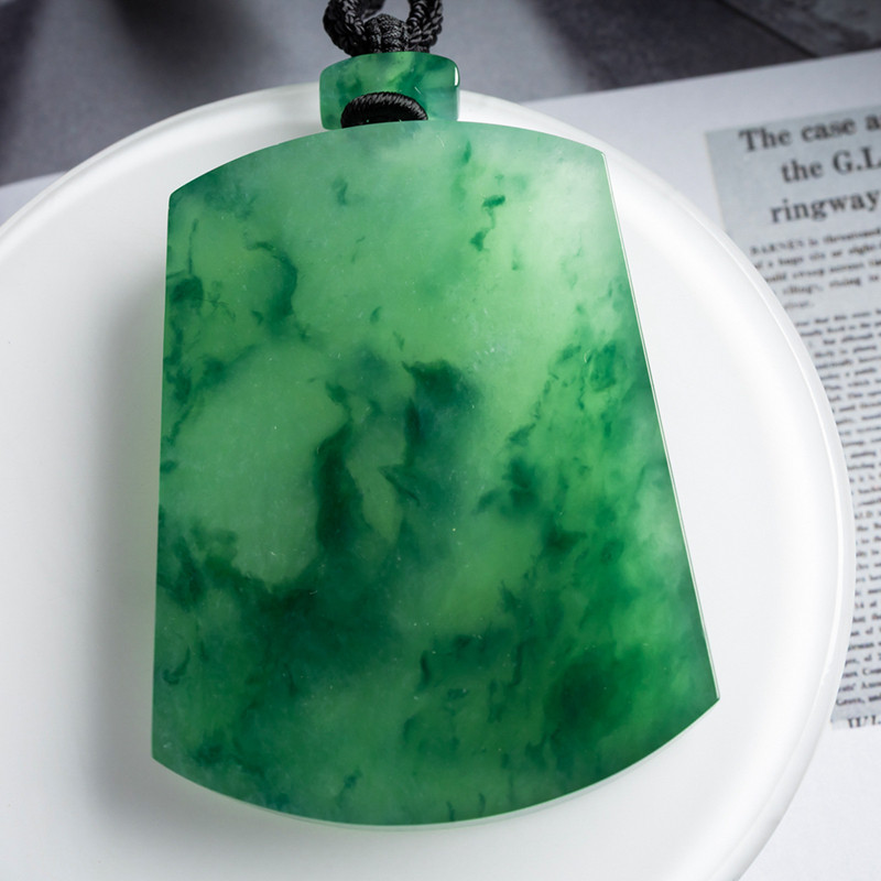 缅甸天然翡翠A货珠宝玉石带证书-老坑种冰润满绿无事牌吊坠