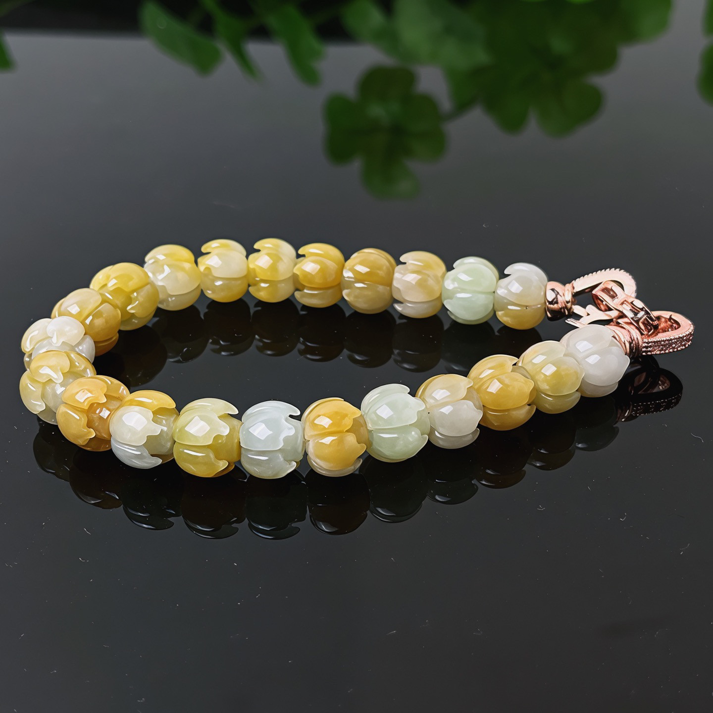 缅甸天然翡翠A货珠宝玉石-老坑种实拍黄翡精雕特色莲花手链