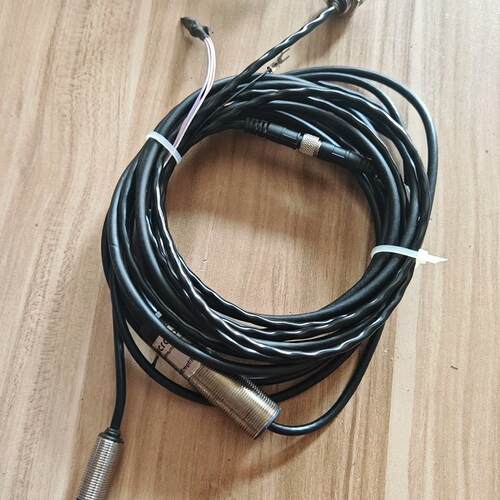 议价dbk+4/Empf/M12/3BEE 威声双张超声波传感器维修