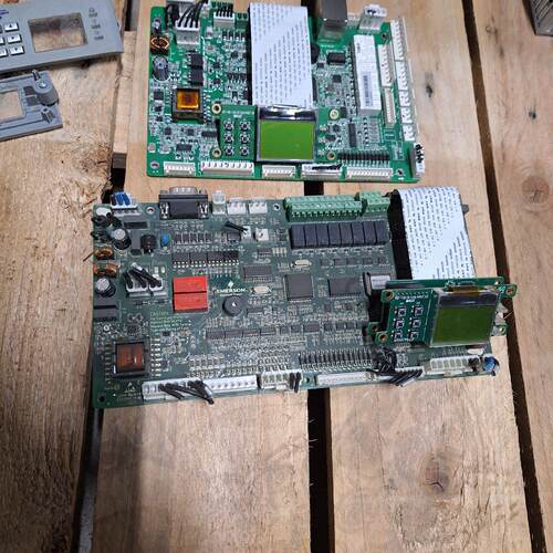 议价M530S2U11 M94C5U11 艾默生工控控制电路板 工业主板维修